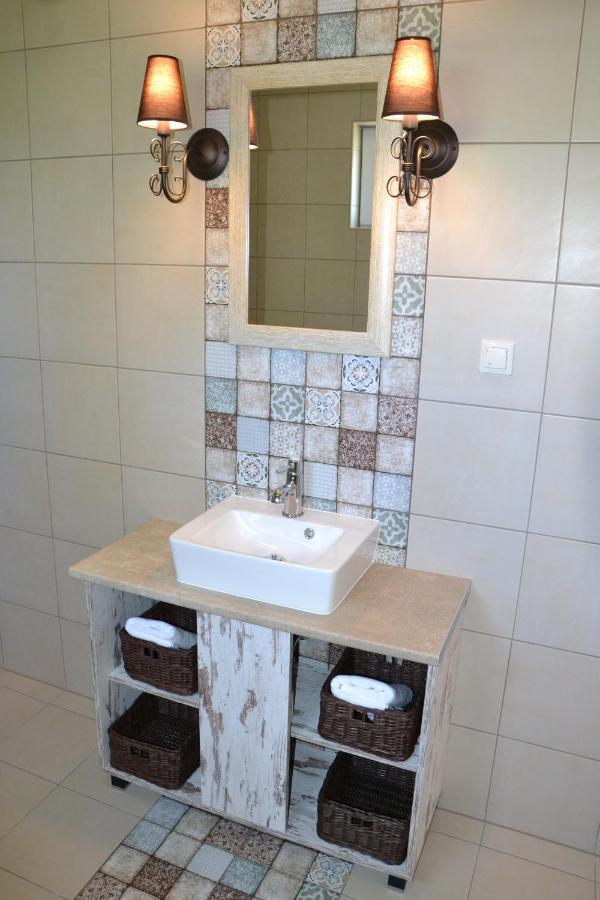 Aranyszarvas Panzio, Etterem Es Grillterasz Apartment Ngoại thất bức ảnh