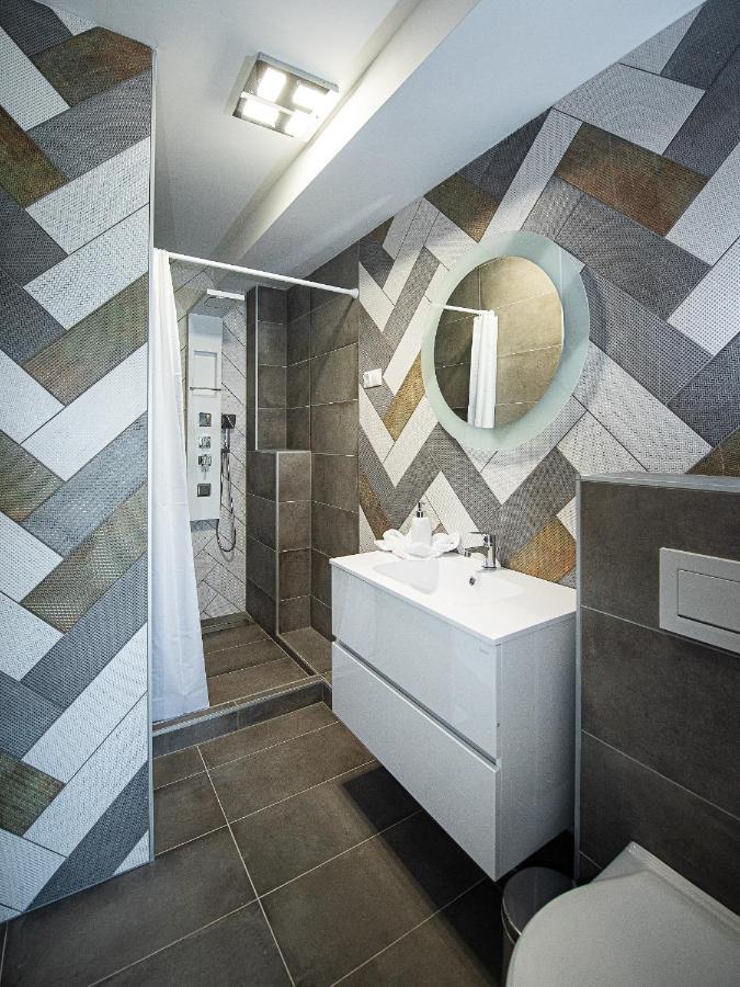 Aranyszarvas Panzio, Etterem Es Grillterasz Apartment Ngoại thất bức ảnh
