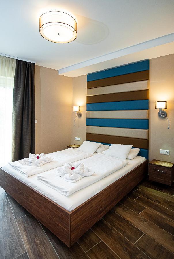 Aranyszarvas Panzio, Etterem Es Grillterasz Apartment Ngoại thất bức ảnh